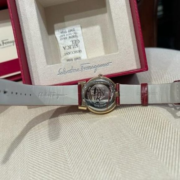 Salvatore Ferragamo Ladies Watch - Excellent Condition main image 5